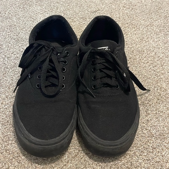 Vans monochromatic shoes - Picture 1 of 7